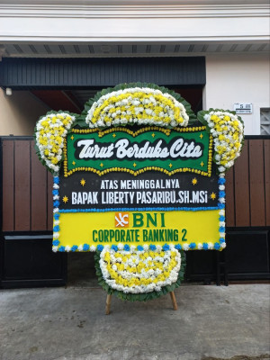 Papan Bunga Duka di Mandobo